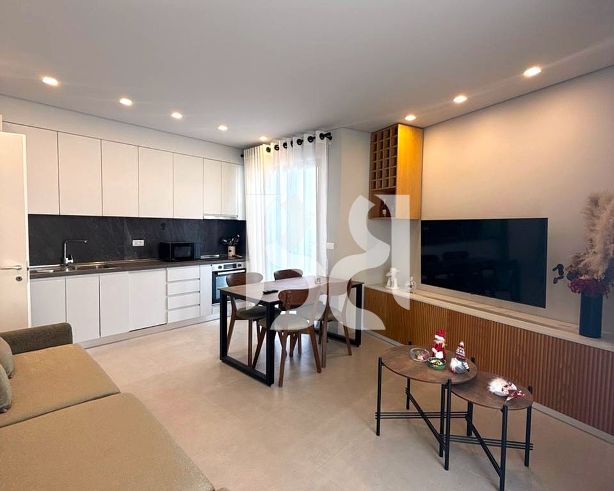 Apartament 2+1+2 me Qira në Ali Dem | Rruga Paso Hysa | Mobiluar | Parkim | 700 €/Muaj