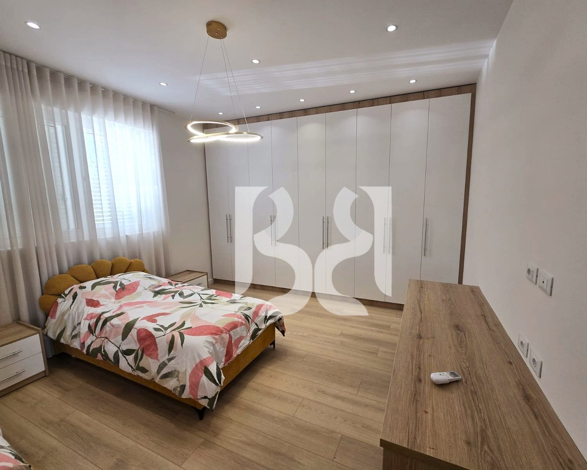 Shtëpi Private me Qira pas Shkollës Harry Fultz – 309 m² | Oborr i Madh | 2 Parkime | 120,000 Lekë