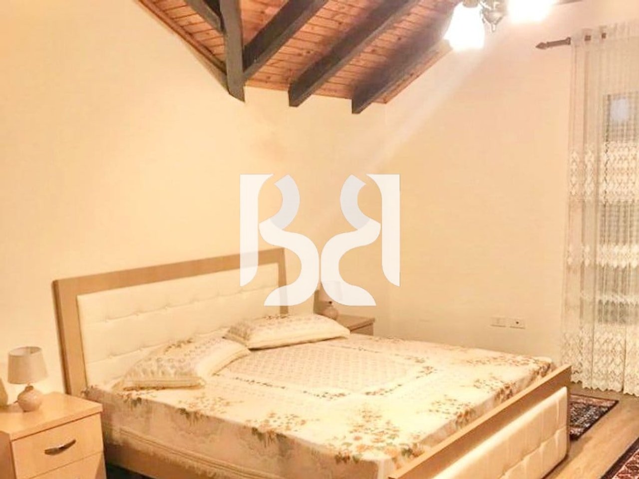 APARTAMENT ME QIRA 3+1+2 NË XHAMLLIK, TIRANË