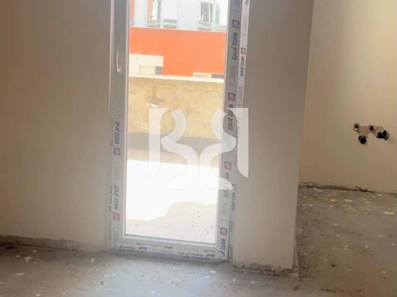 APPARTAMENTO 2+1+2+VERANDA IN VENDITA A YZBERISHT