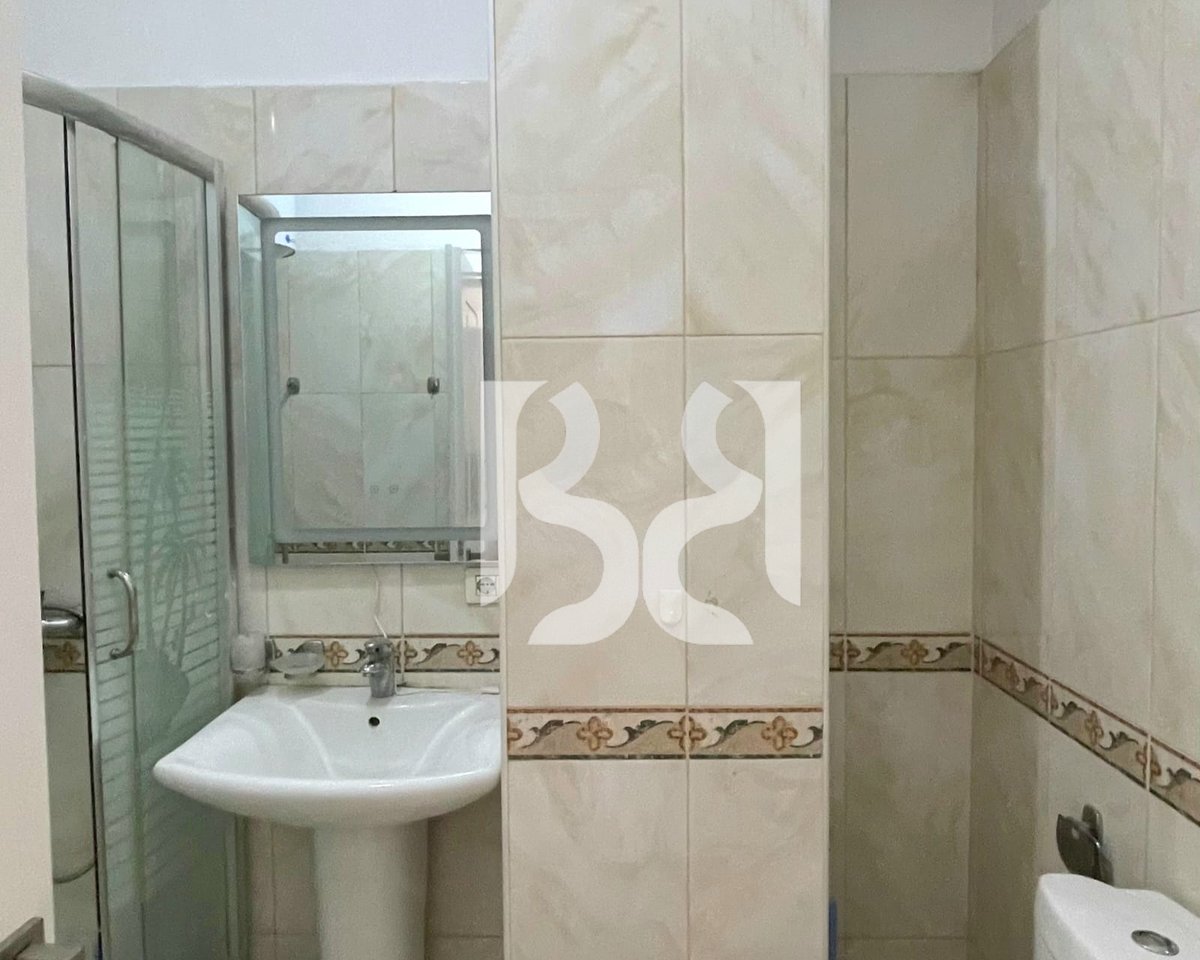 APARTAMENT ME QIRA 1+1 NË MYSLYM SHYR, TIRANË