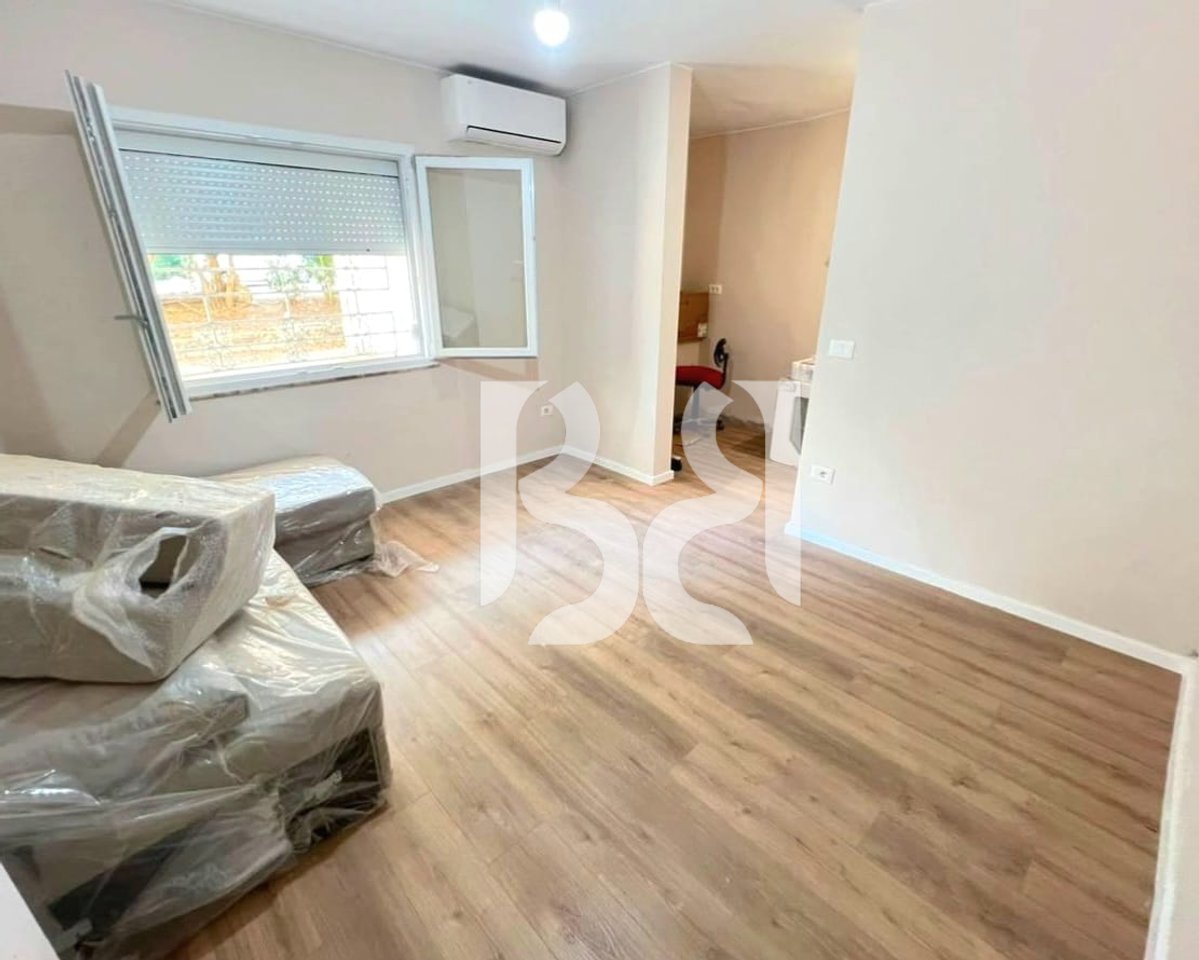 APARTAMENT ME QIRA 1+1 PRANË SHKOLLËS SË BALETIT, TIRANË
