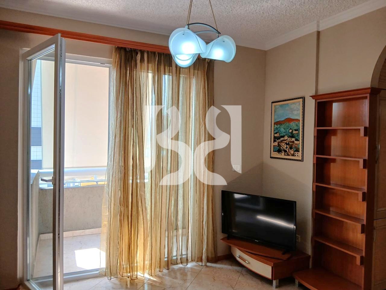 APARTAMENT 2+1+ BALLKON ME QIRA TEK RRUGA E KOSOVAREVE