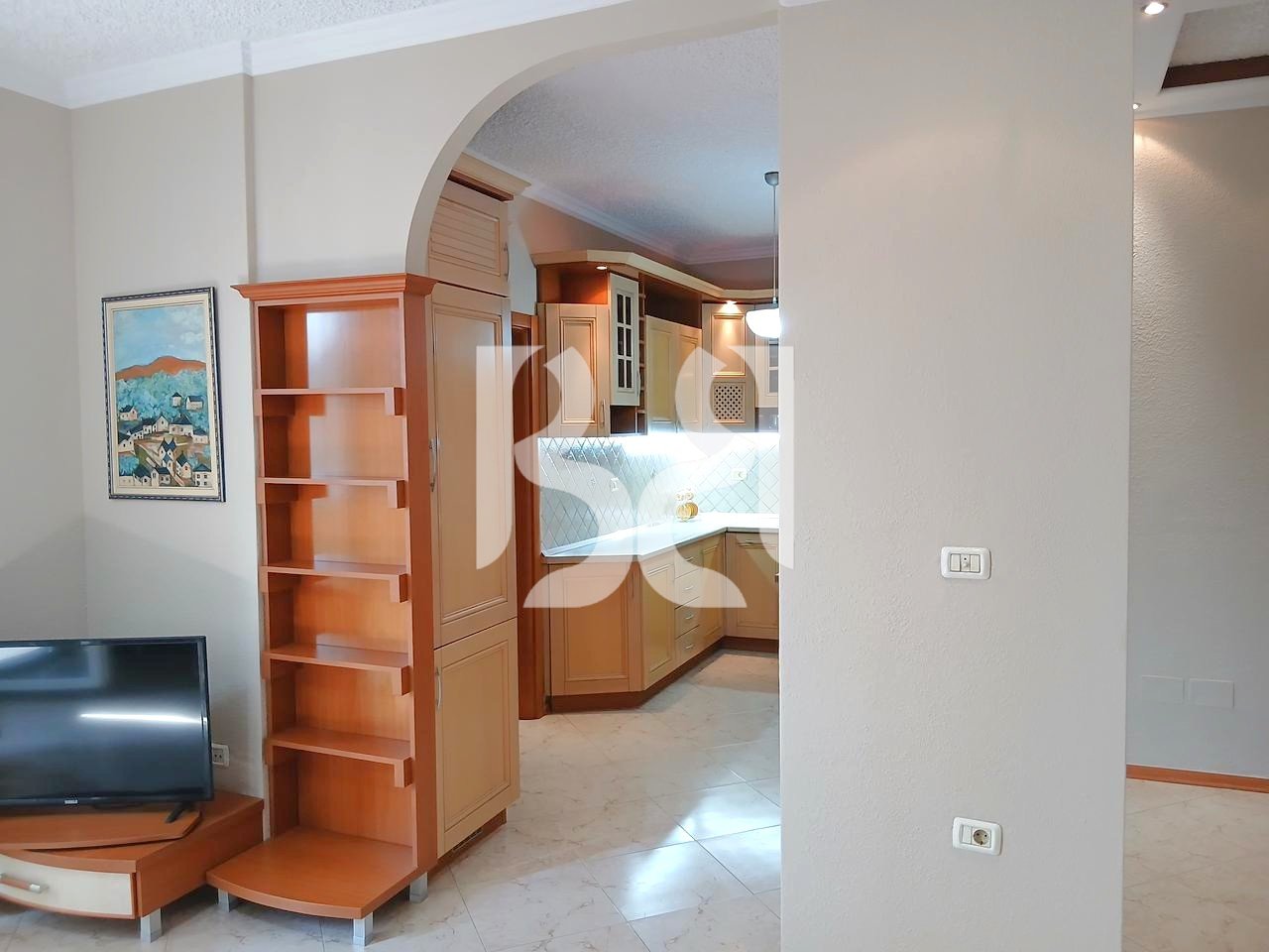 APARTAMENT 2+1+ BALLKON ME QIRA TEK RRUGA E KOSOVAREVE