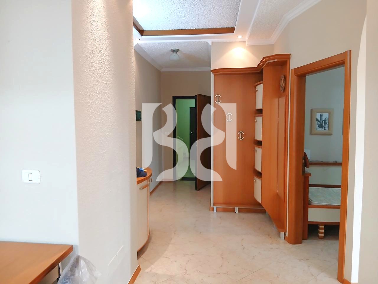 APARTAMENT 2+1+ BALLKON ME QIRA TEK RRUGA E KOSOVAREVE