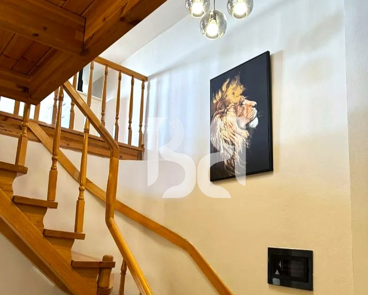 Duplex 2+1 in Affitto a Fresk, Via Shefqet Kuka – 89 m² | 2 Bagni | 50.000 Lek