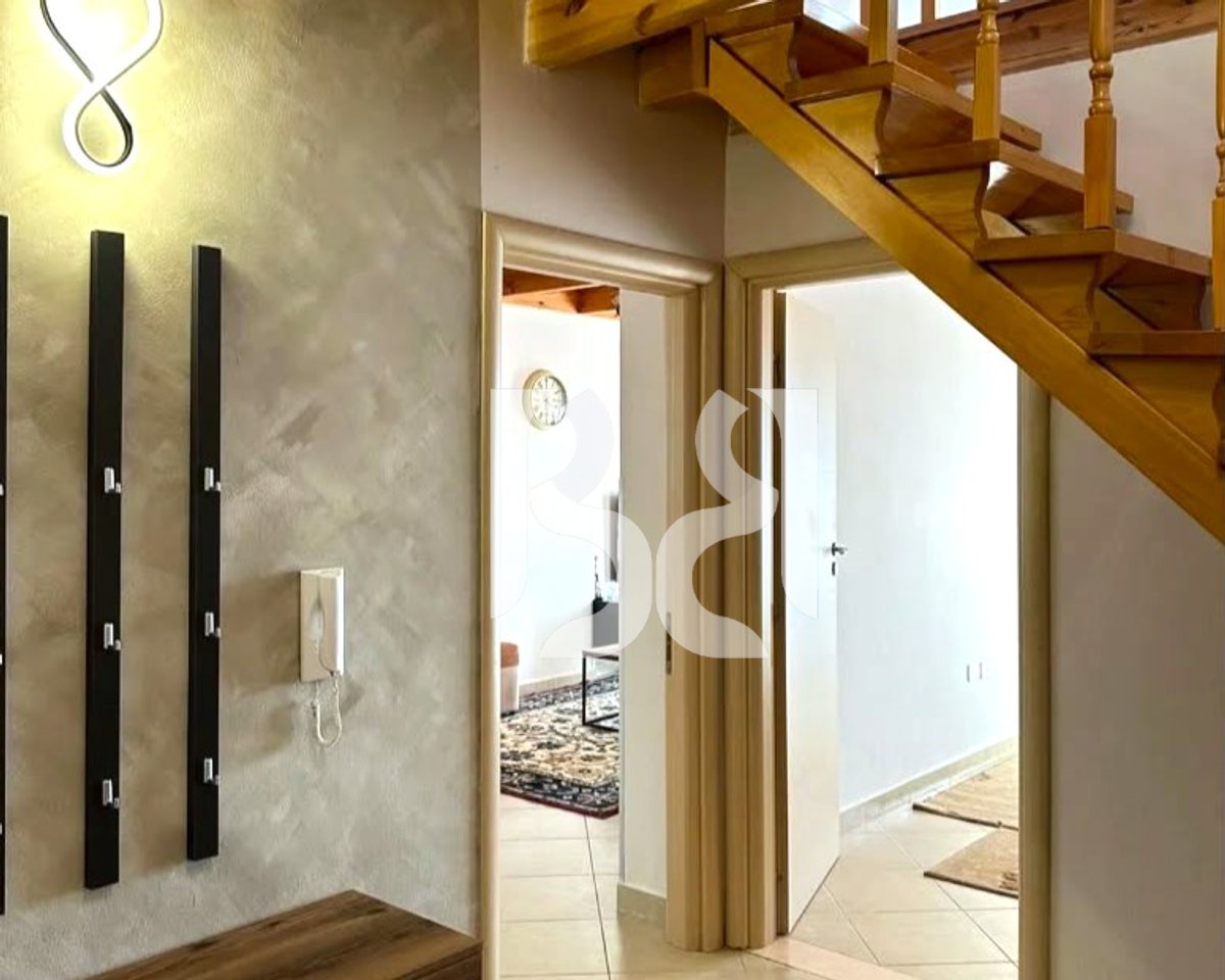Duplex 2+1 in Affitto a Fresk, Via Shefqet Kuka – 89 m² | 2 Bagni | 50.000 Lek