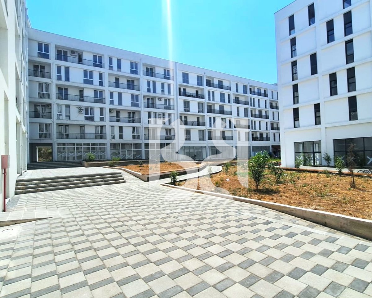2+1 Apartment for Rent at the 5-Maj Roundabout | 89 m² | New | 55,000 Lek