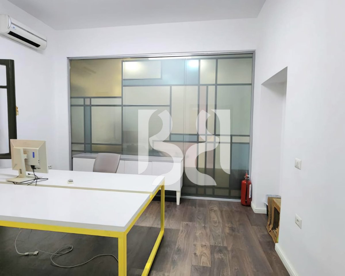 GODINË PRESTIGJIOZE 5-KATËSHE PËR ZYRA ME PARKIM | BLLOK,TIRANË | 900 M², 5 KATE, PARKIM