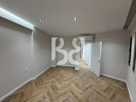 AMBIENT BIZNESI  3+1+2 ME QIRA  TEK OASIS NE ASTIR**