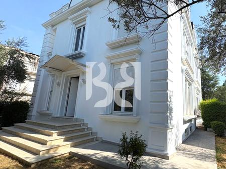 Vilë Luksoze me Qira pranë TEG – 350 m² | 3 Kate | Parkim Nëntokësor