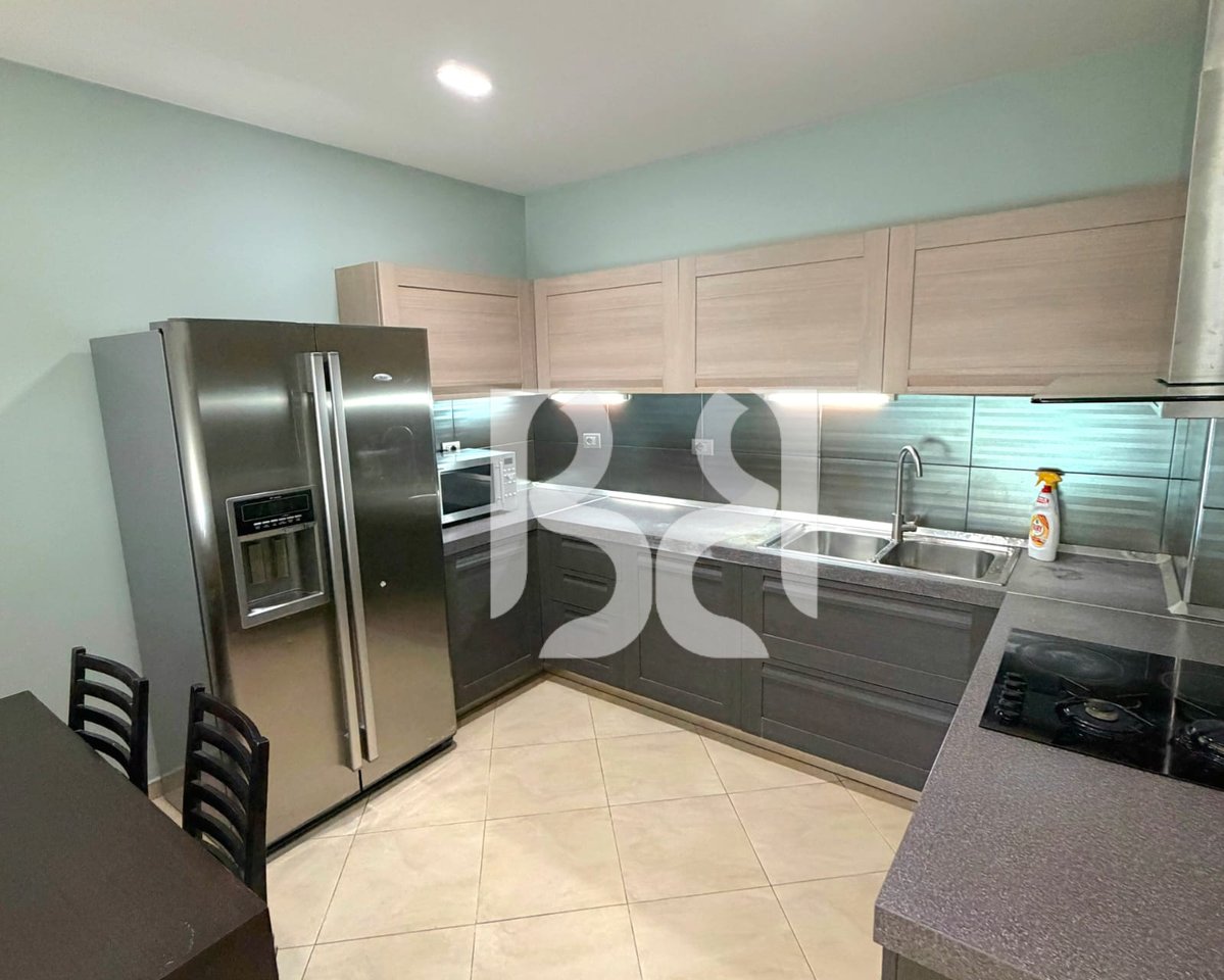 APARTAMENT ME QIRA 2+1+2 TEK OXHAKU, PRANË EUROPIANIT, TIRANË
