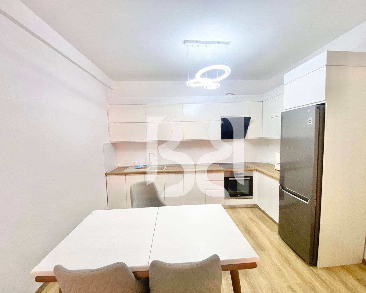 APARTAMENT ME QERA 2+1 TE ARLIS, FARMACIA 10