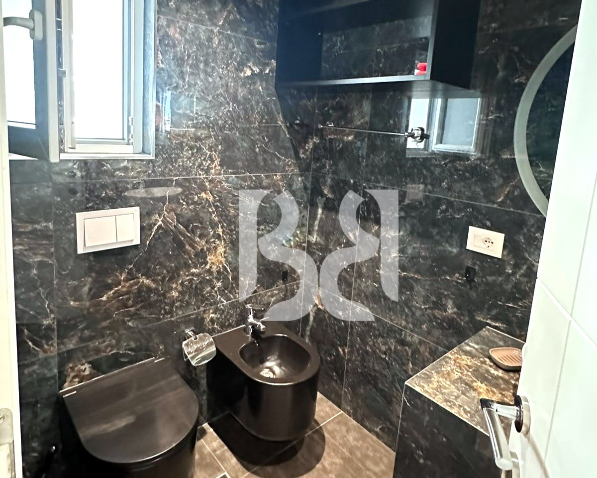 Apartament 1+1 me Qira në Rrugën e Kosovarëve | 95,000 Lekë/Muaj