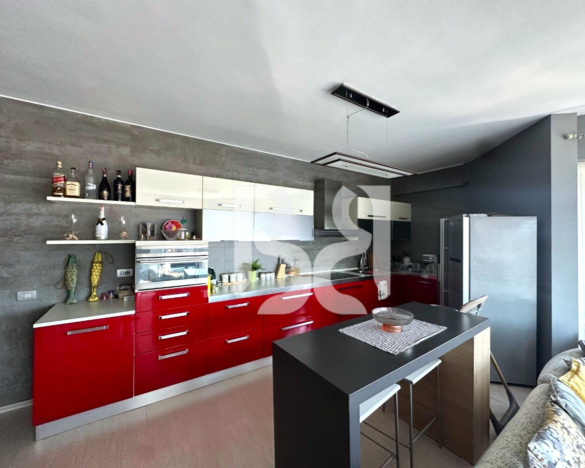 Apartament 2+1+2 me Qira në Komunën e Parisit | 870 €/Muaj