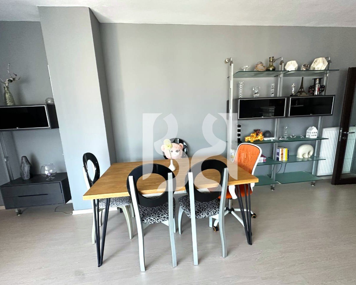 Apartament 2+1+2 me Qira në Komunën e Parisit | 870 €/Muaj
