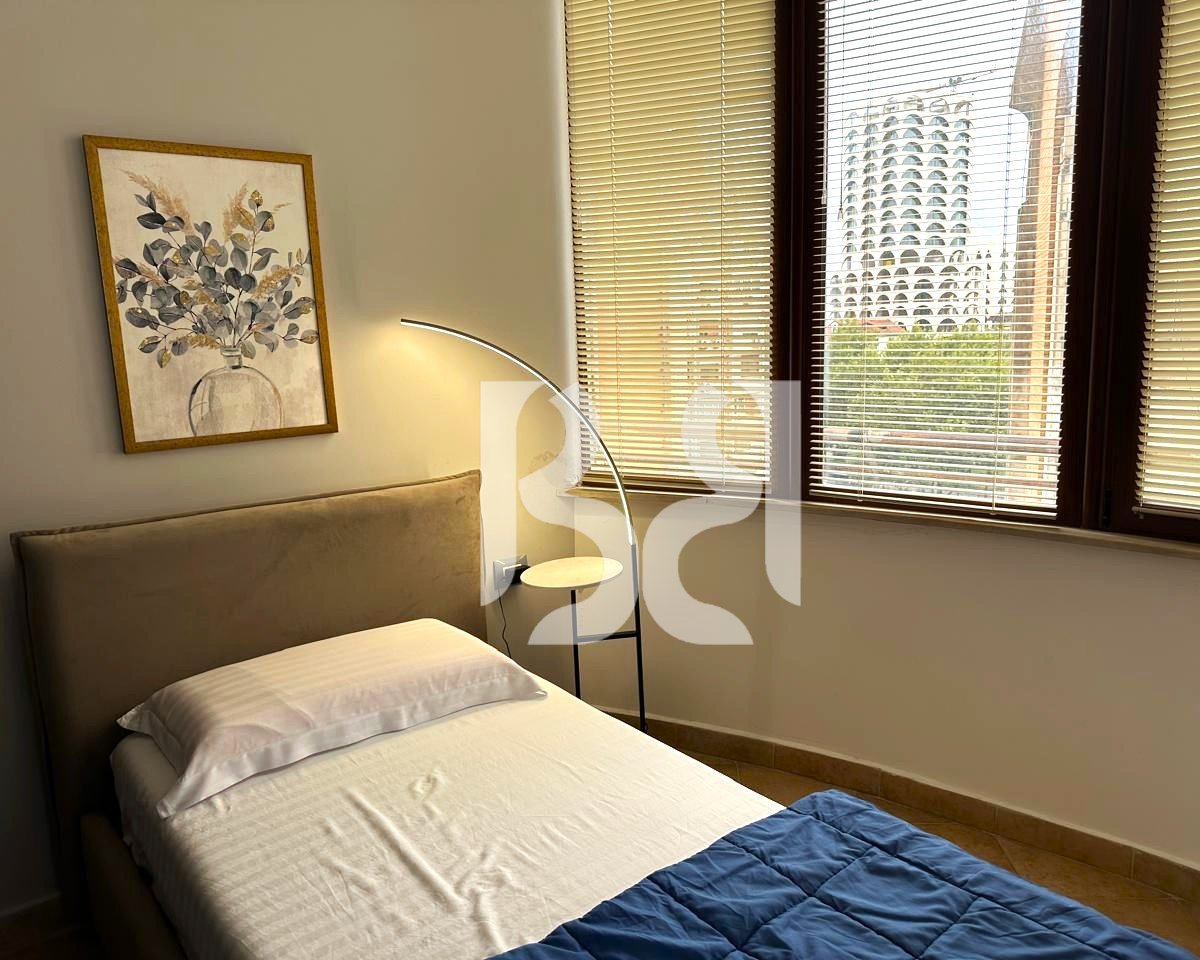 Apartament 2+1 me Qira në Qendër, te 9-Katëshet – 75 m² | Kati 4 | 80,000 Lekë/Muaj