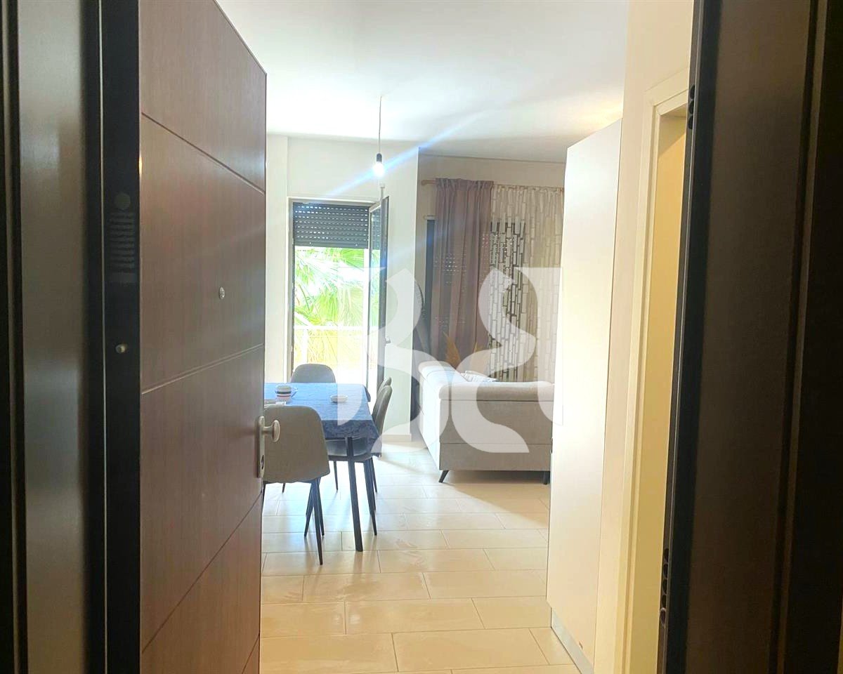 JEPET ME QIRA APARTAMENT 1+1 NË VLORË | DIAMOND HILL | 67 m² | KATI 2 | 50.000 leke/muaj