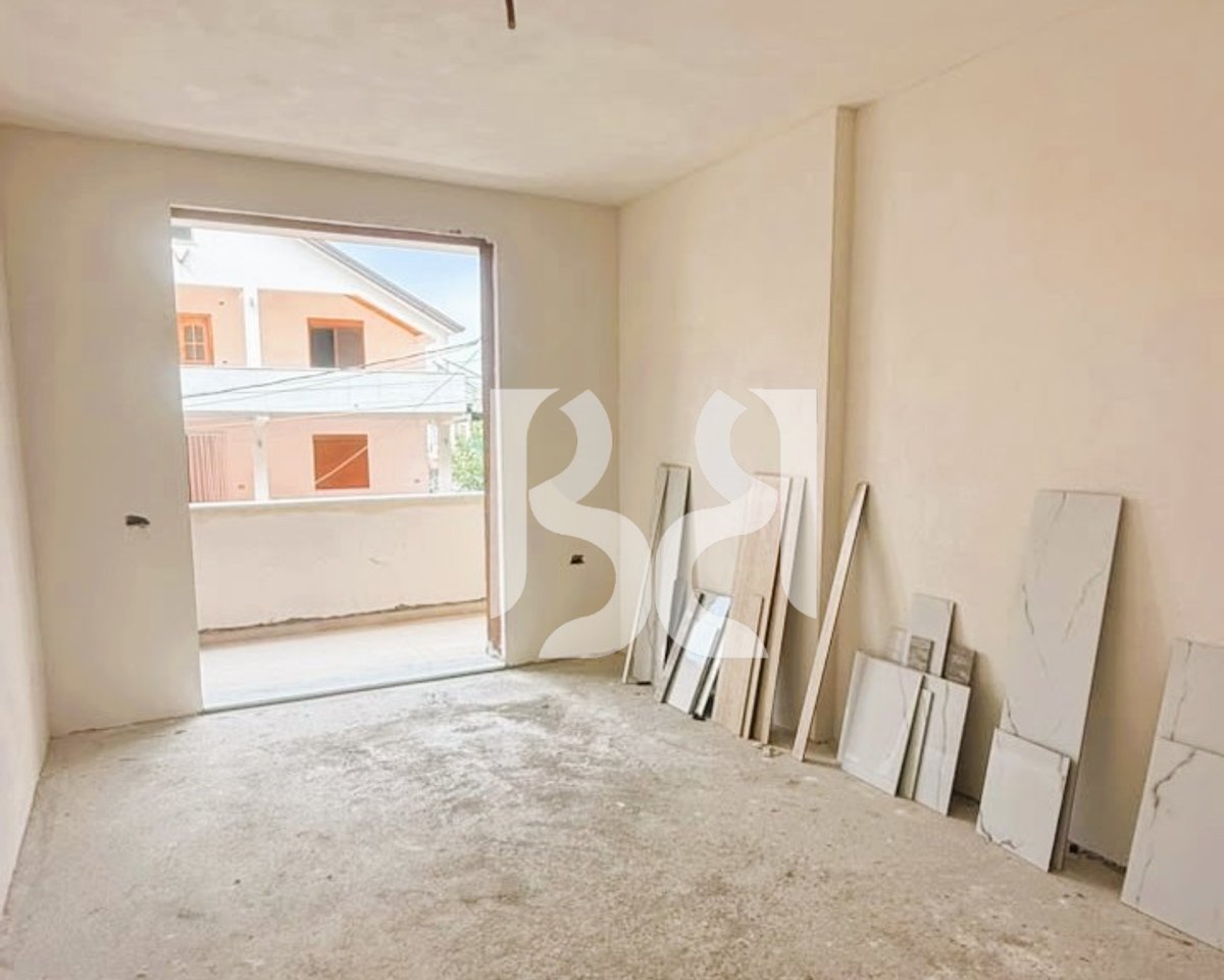 APARTAMENT 2+1+2 PER SHITJE NE KAMEZ