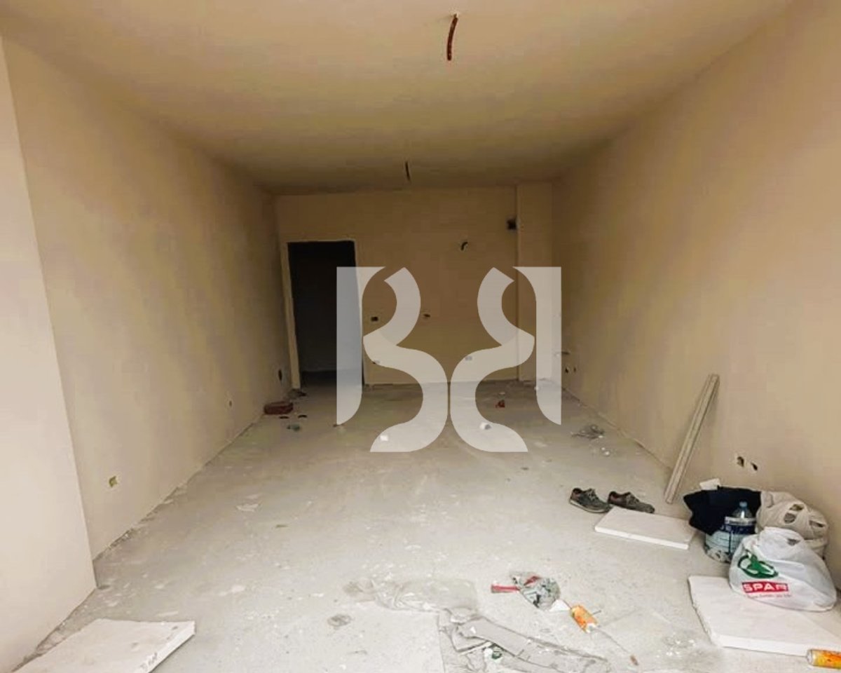 APARTAMENT 2+1+2 PER SHITJE NE KAMEZ