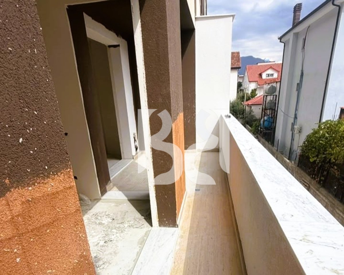 APARTAMENT 2+1+2 PER SHITJE NE KAMEZ