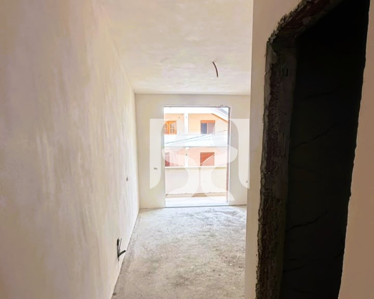 APARTAMENT 2+1+2 PER SHITJE NE KAMEZ