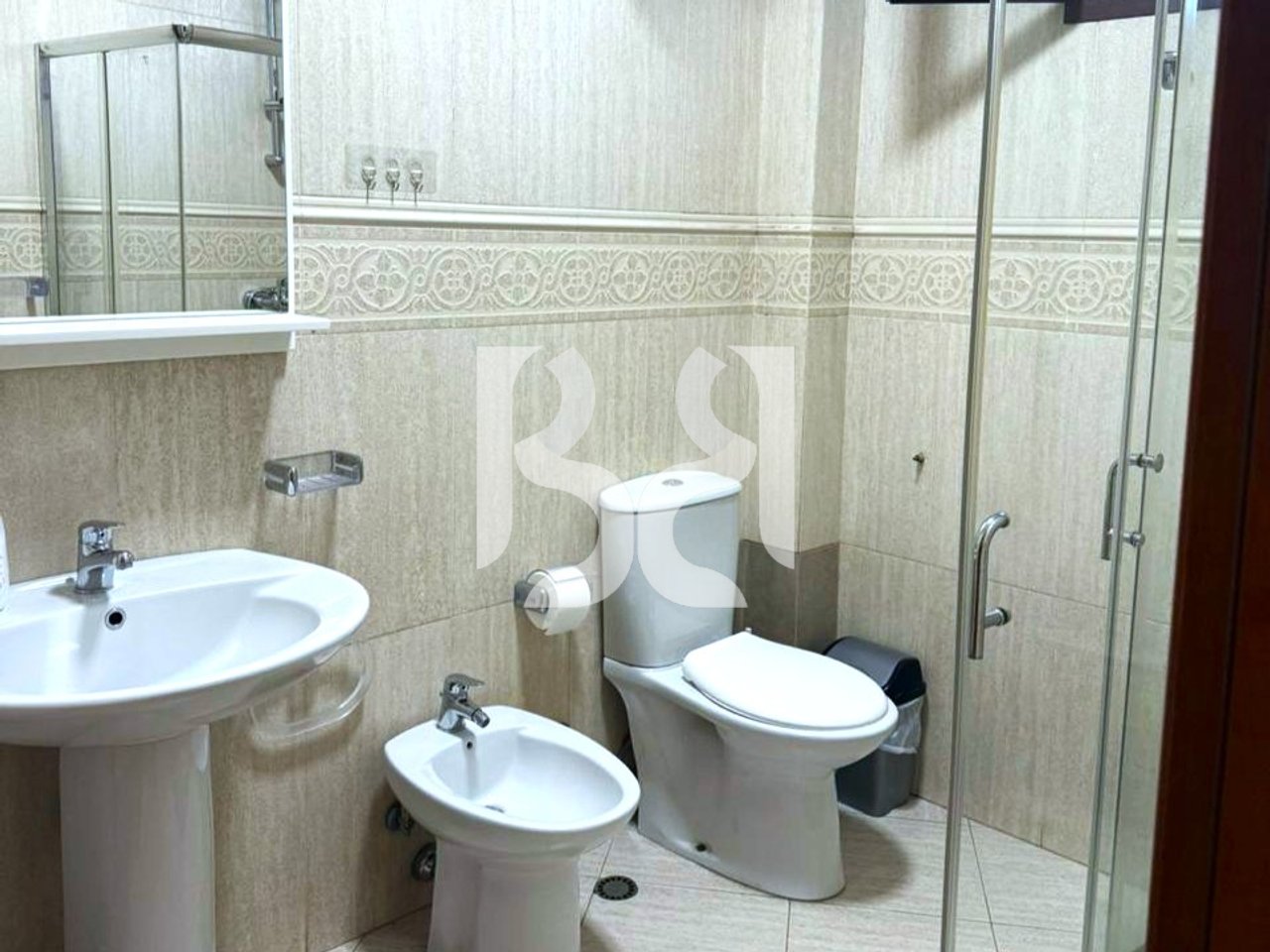 Appartamento 1+1 in affitto su Viale Zogu i Parë | 650 €/mese