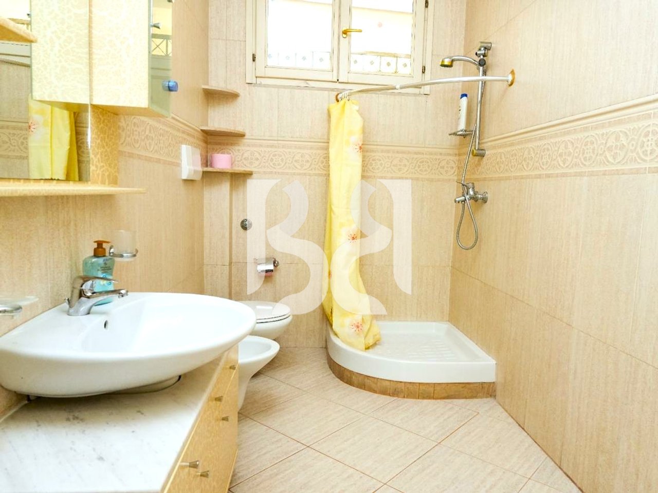 Apartment 3+1 for Rent on Zogu i Parë Boulevard | 1,000 €/Month