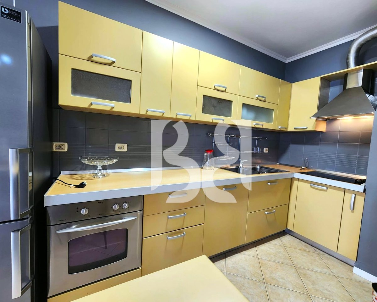 JEPET ME QIRA APARTAMENT 2+1+2 | Rruga “George W. Bush” | KATI 9 | 900 €/MUAJ