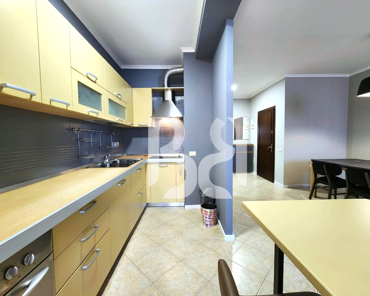 JEPET ME QIRA APARTAMENT 2+1+2 | Rruga “George W. Bush” | KATI 9 | 900 €/MUAJ