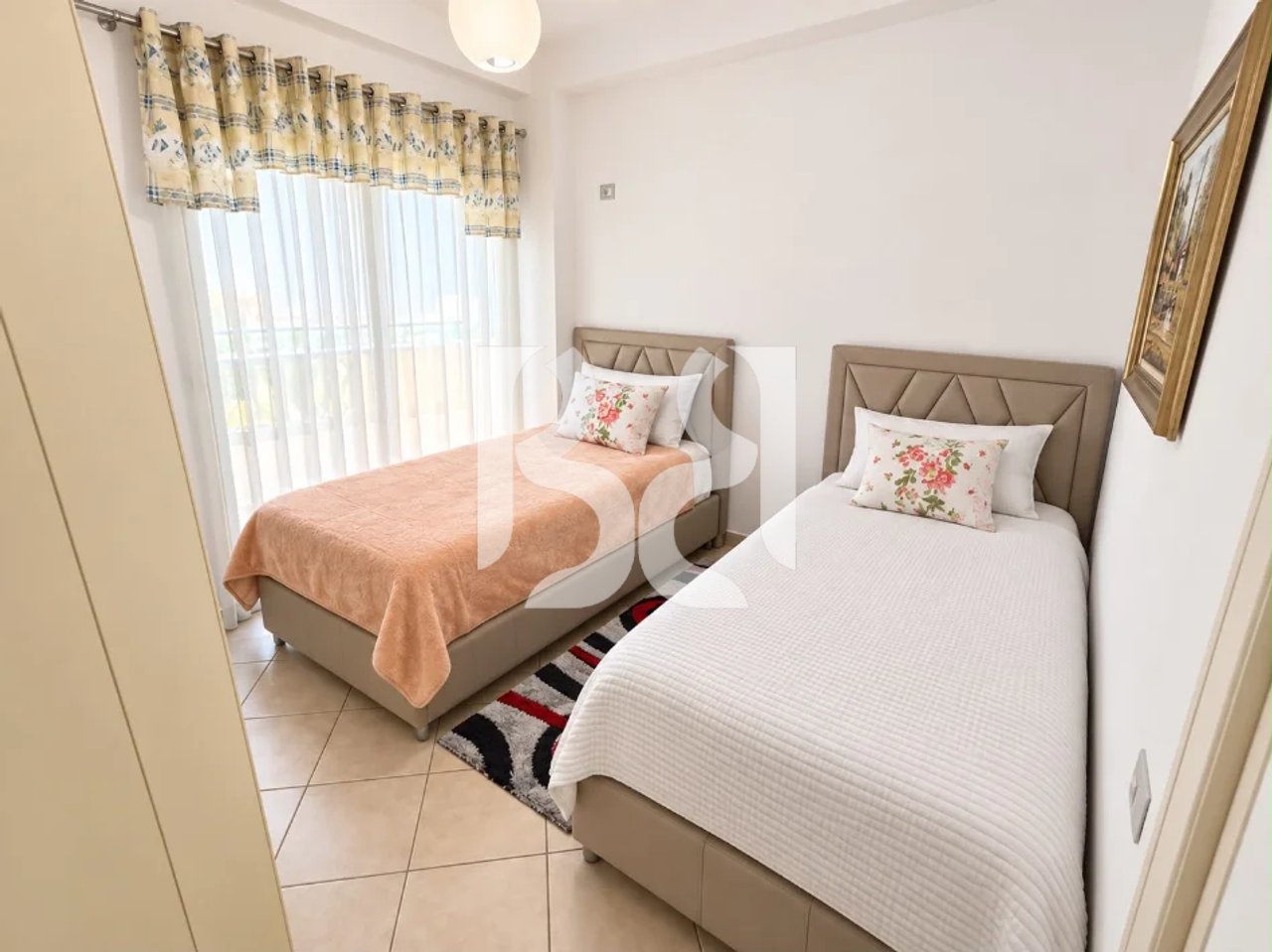 APARTAMENT ME QERA 2+1+2 TE KOMUNA E PARISIT*