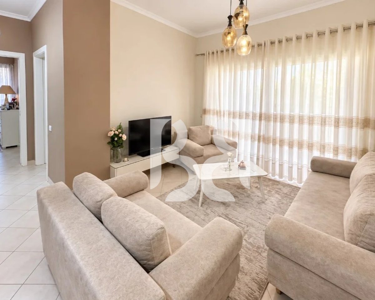 APARTAMENT ME QERA 2+1+2 TE KOMUNA E PARISIT*