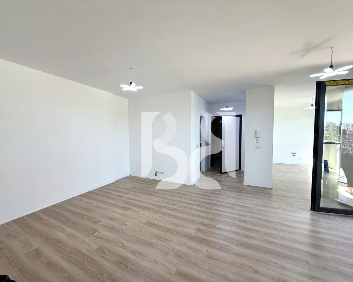 Zyrë me Qira në Kompleksin Akses Tirana – Ish-Dogana | 118 m² | Kati 3 | 80,000 Lekë/Muaj