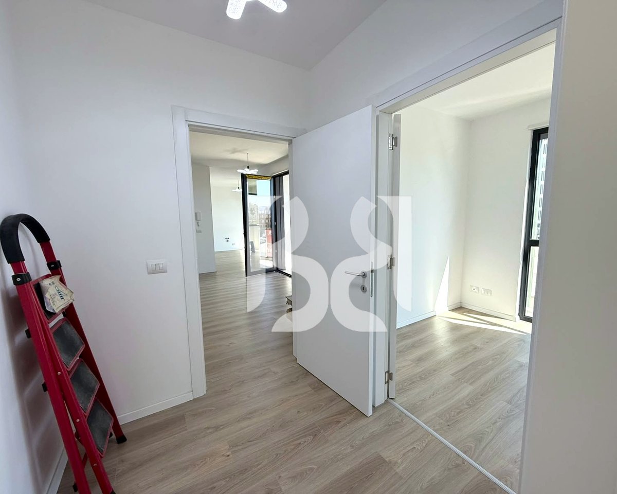 Zyrë me Qira në Kompleksin Akses Tirana – Ish-Dogana | 118 m² | Kati 3 | 80,000 Lekë/Muaj