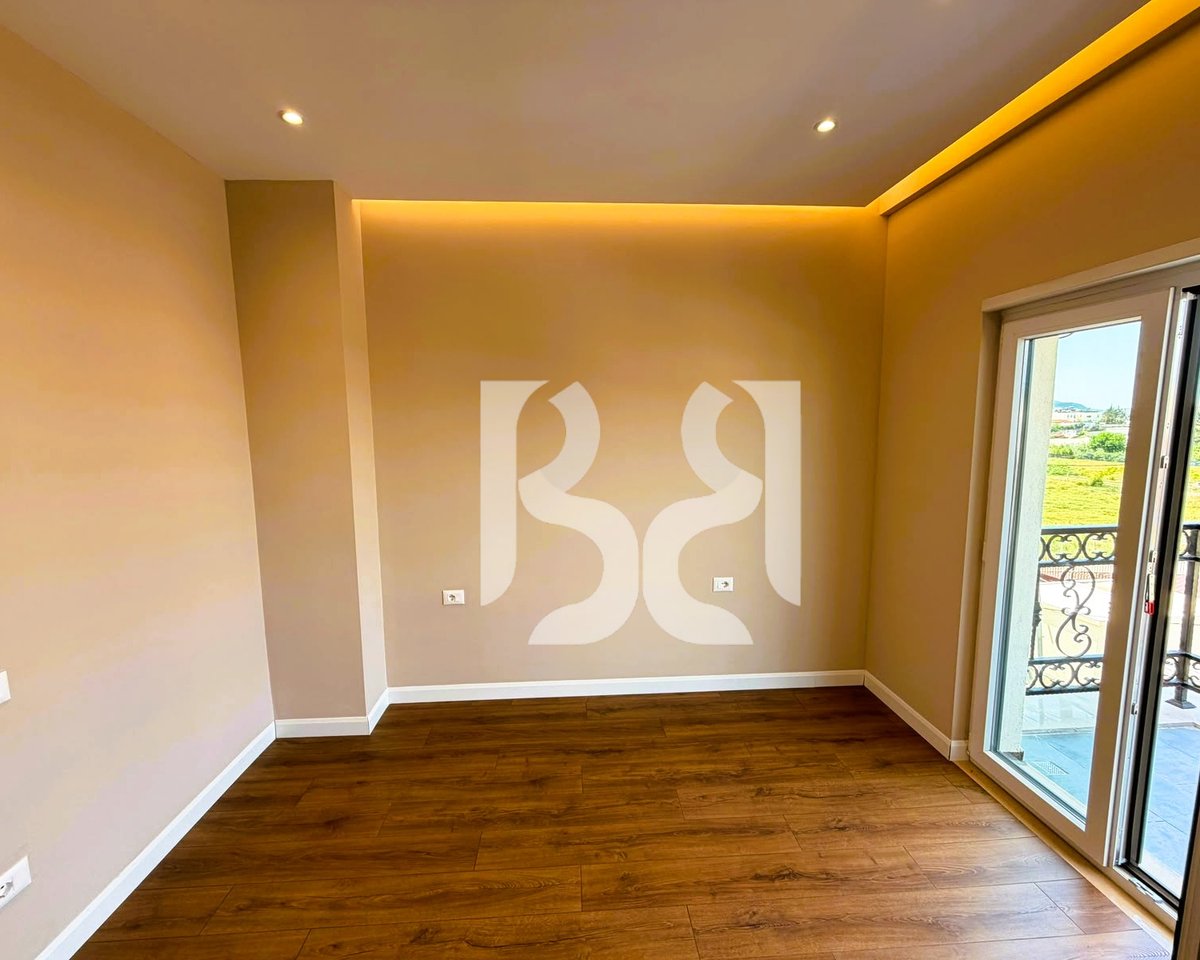 APARTAMENT 1+1 PER SHITJE TE PORTA TIRANA E RE