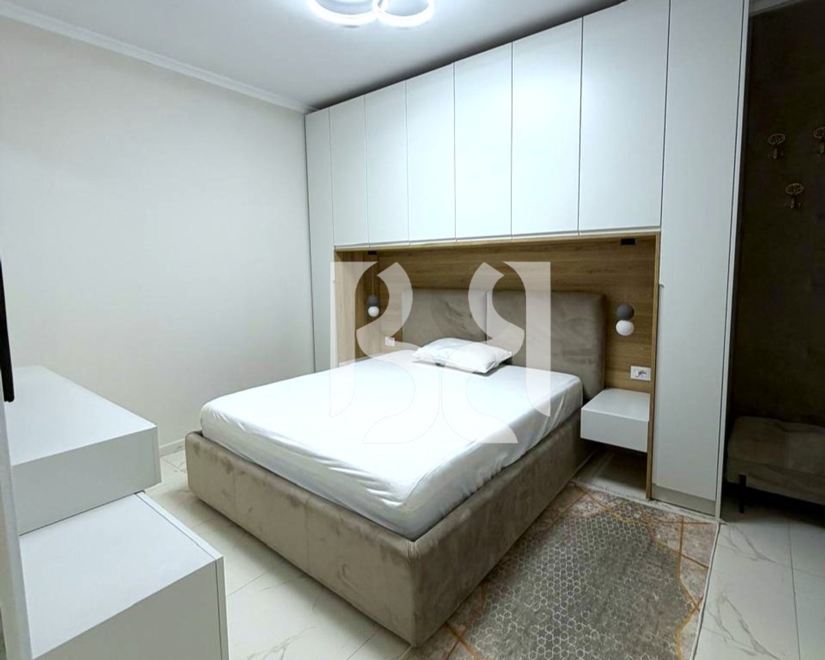 Apartament 2+1 me Qira në Golden Park – Kati 5 | 65,000 Lekë/Muaj