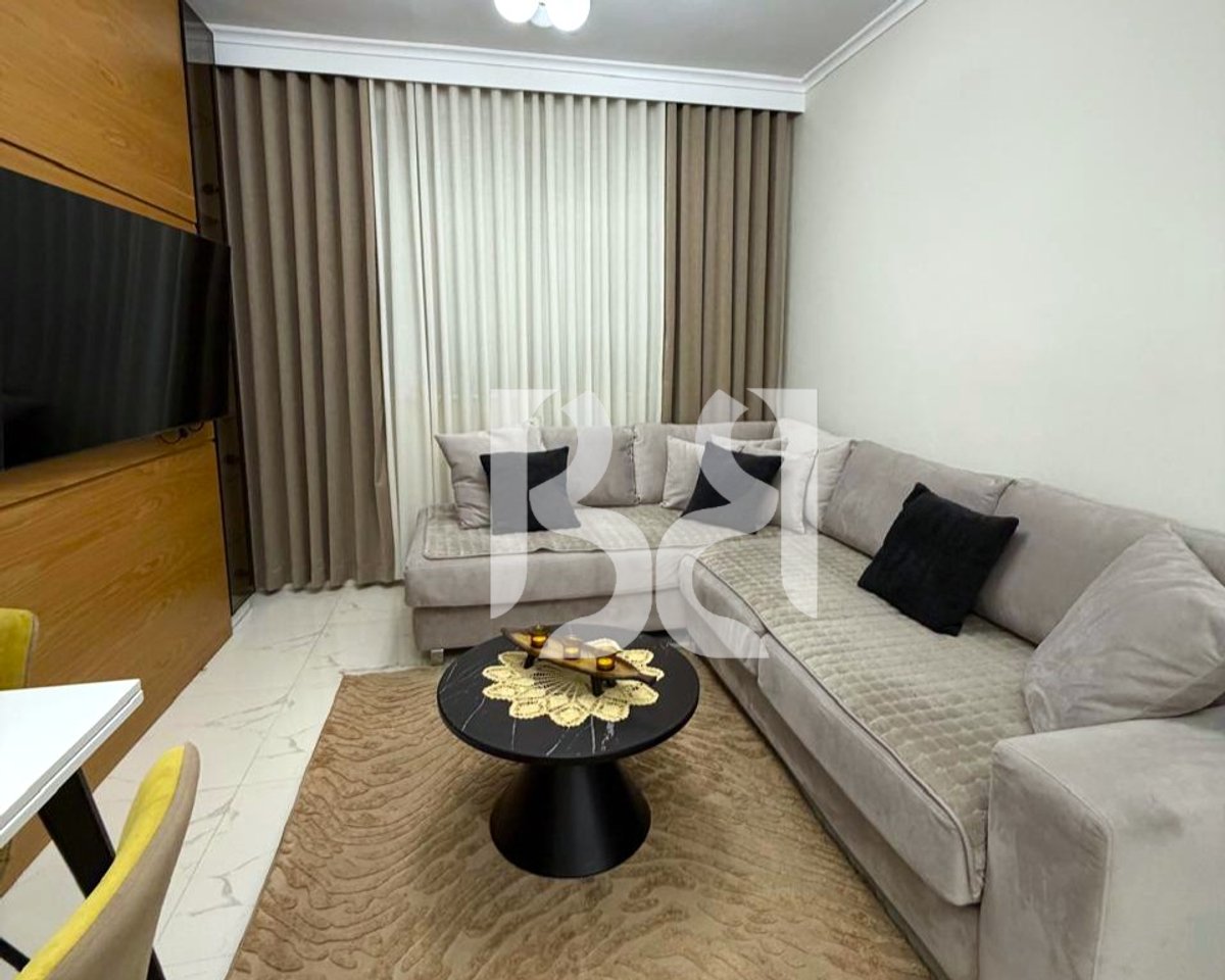 Apartament 2+1 me Qira në Golden Park – Kati 5 | 65,000 Lekë/Muaj