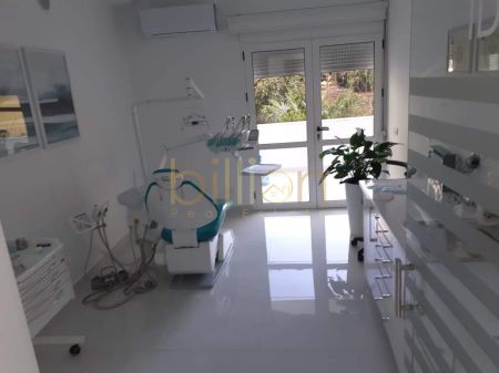 TEK ISH BLLOKU APARTAMENT 3+1+2 PER SHITJE!