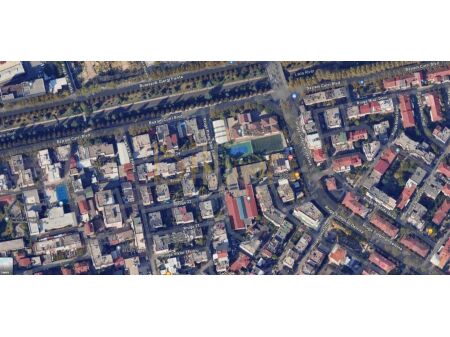 LOCALE COMMERCIALE IN VENDITA, A VASIL SHANTO