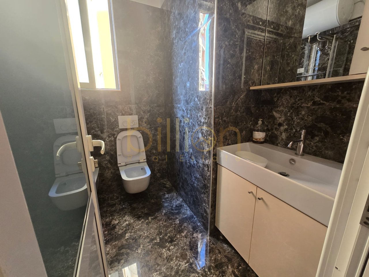 SHITET APARTAMENT 1+1 – QËNDËR