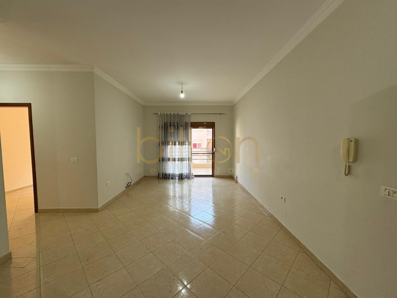 APARTAMENT 2+1+2 PER SHITJE TEK PALLATET CABEJ