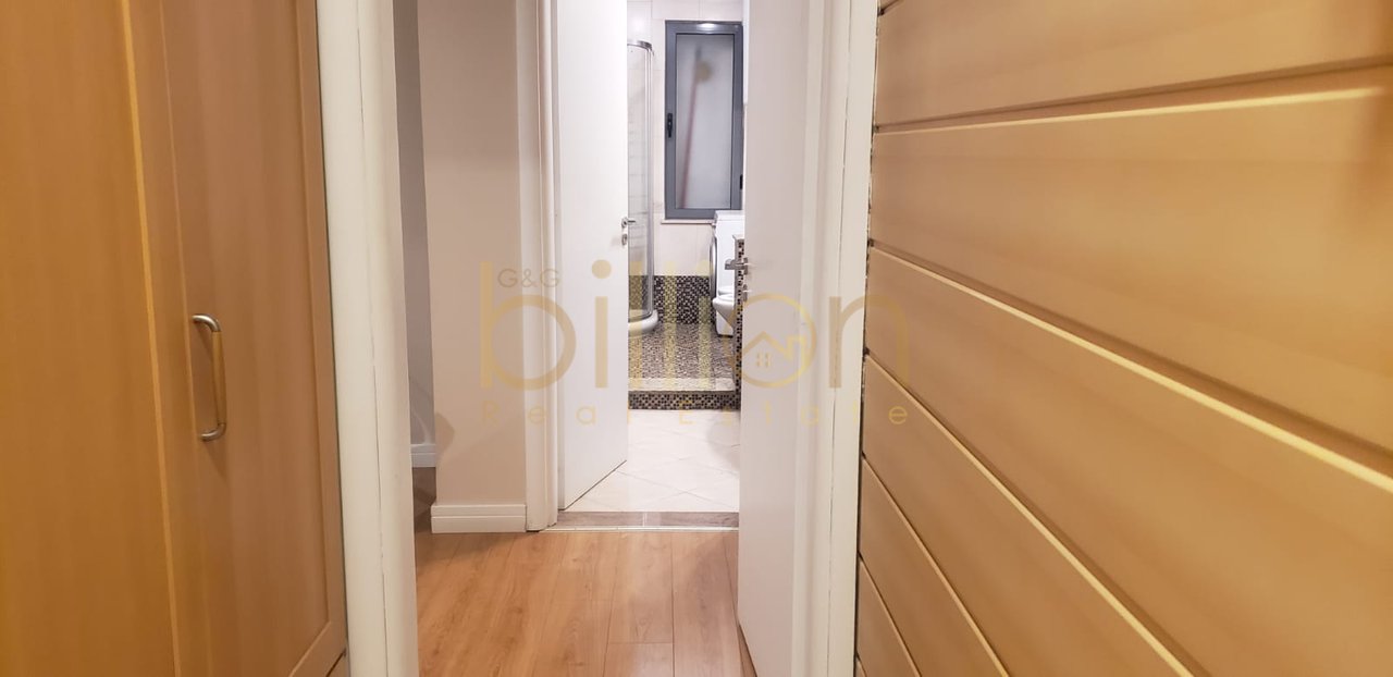 NE QENDER SHITET APARTAMENT 1+1 DHE GARSONIERE !