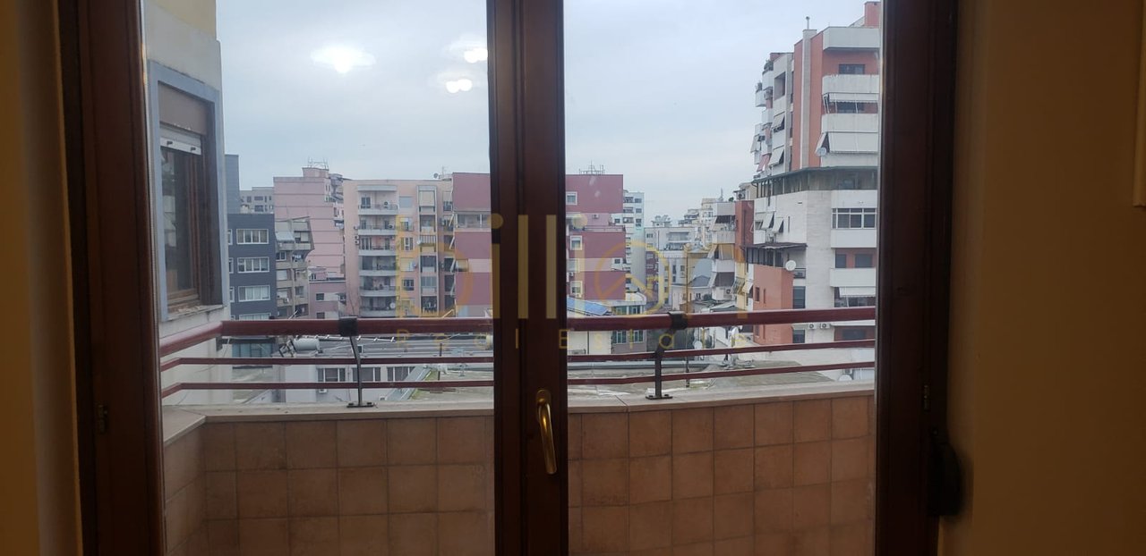 NE QENDER SHITET APARTAMENT 1+1 DHE GARSONIERE !