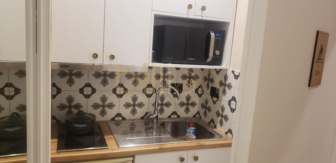 NE QENDER SHITET APARTAMENT 1+1 DHE GARSONIERE !