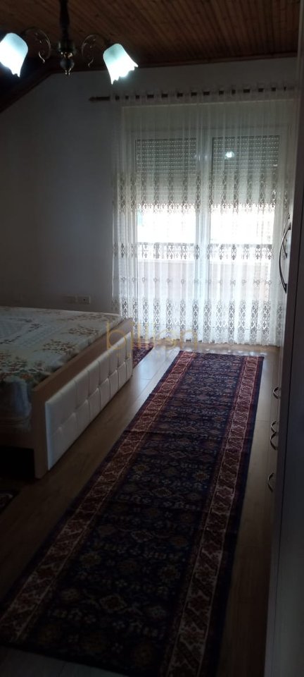 JEPET ME QIRA APRTAMENT 3+1 TE XHAMLIKU