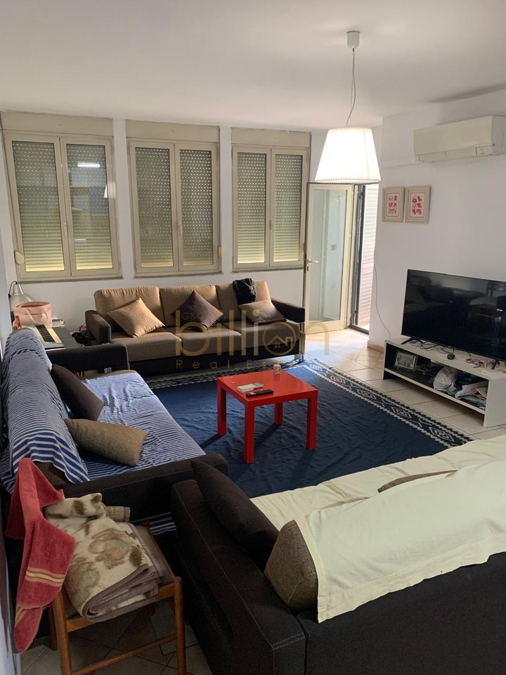 APPARTAMENTO 2+1+2 IN VENDITA IN VIA ELBASAN, DI FRONTE AL PARCO LION