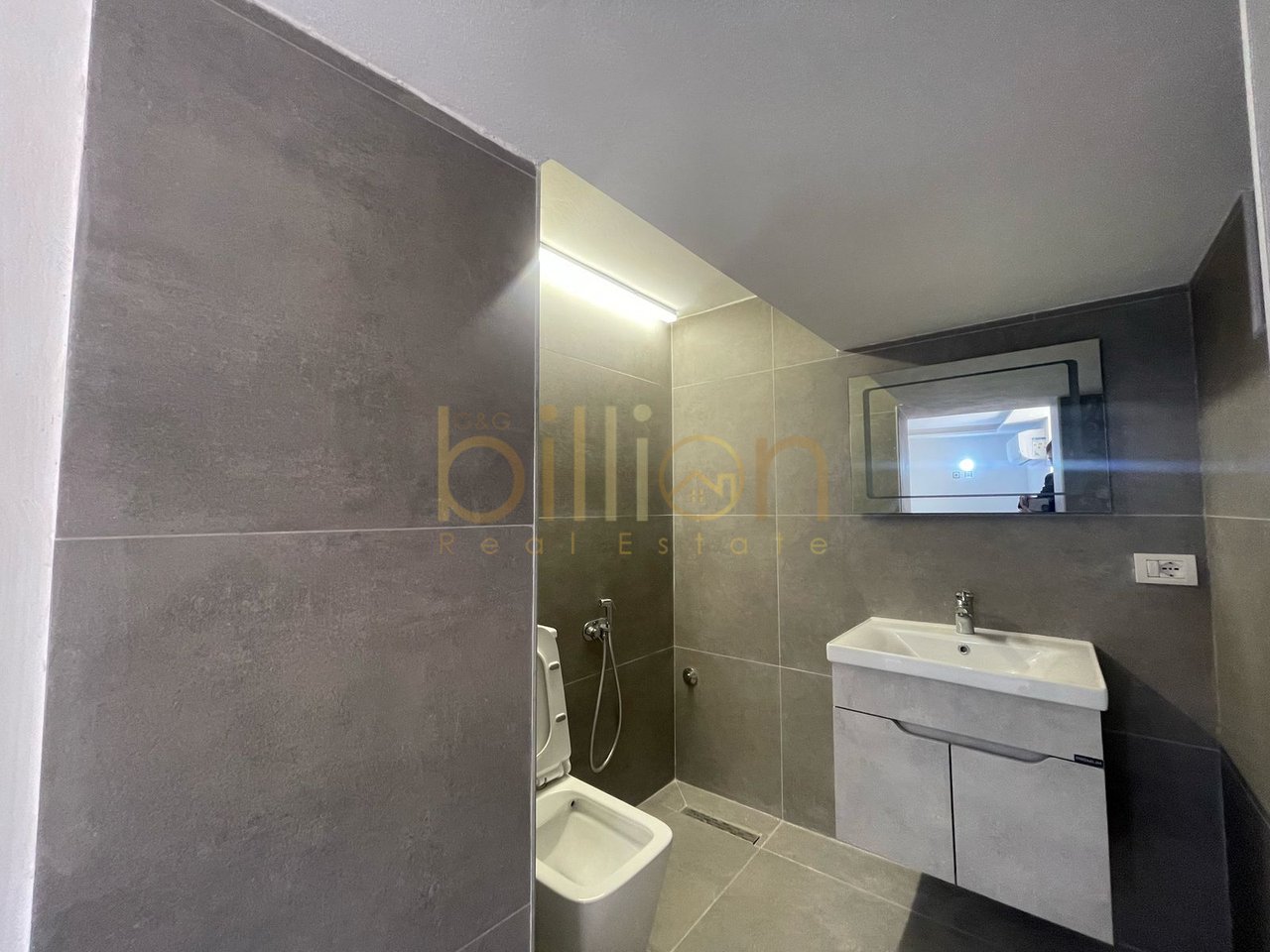 COMMERCIAL SPACE FOR OFFICE FOR RENT