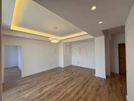 APARTMENT 2+1+2 FOR SALE NEAR GLOBE ON KAVAJËS STREET!