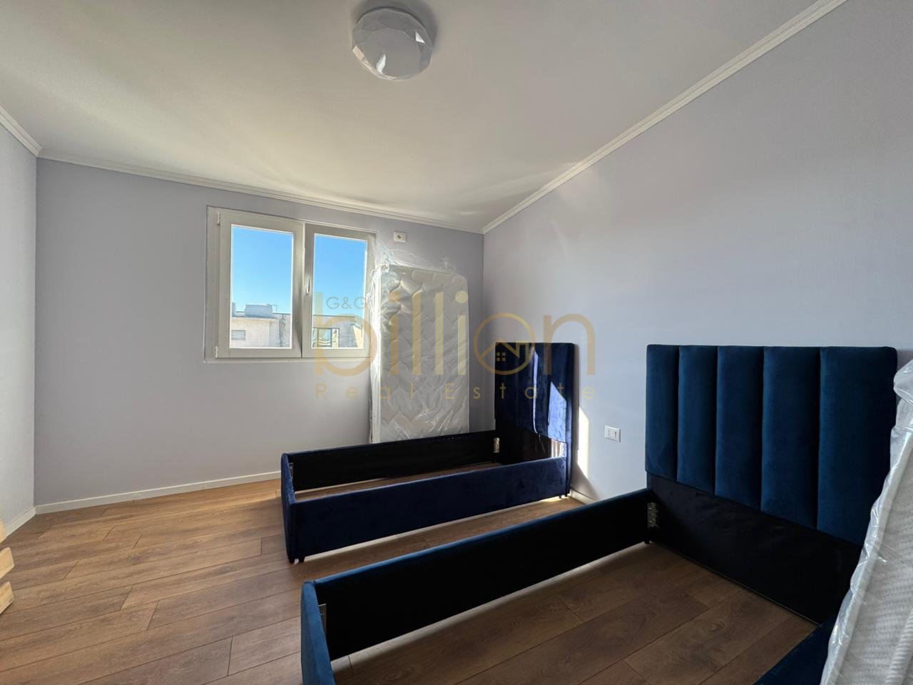 SHITET APARTAMENT 2+1 NË DURRËS – PLAZHI ILIRIA !