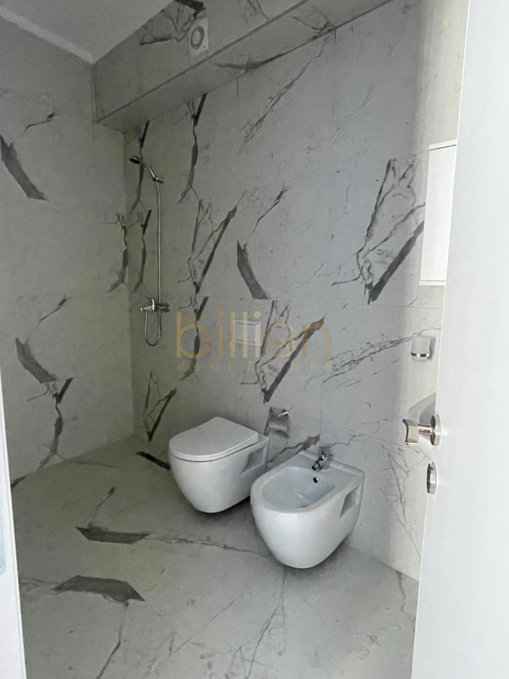 AFFITTASI APPARTAMENTO 2+1 A MYSLYM SHYR